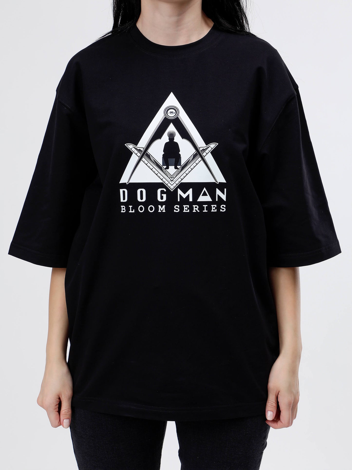 BLOOM SERIES(B06)-BLACK OVERSIZED UNISEX TSHIRT