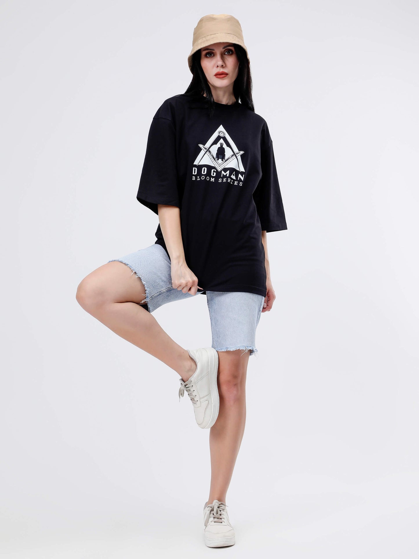 BLOOM SERIES(B01)-BLACK OVERSIZED UNISEX TSHIRT